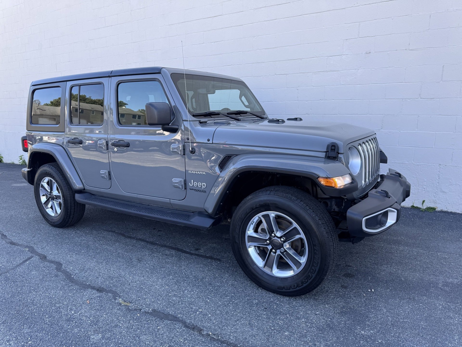 Used 2021 Jeep Wrangler Unlimited Sahara w/ Uconnect 4C Nav & Sound Group image 4