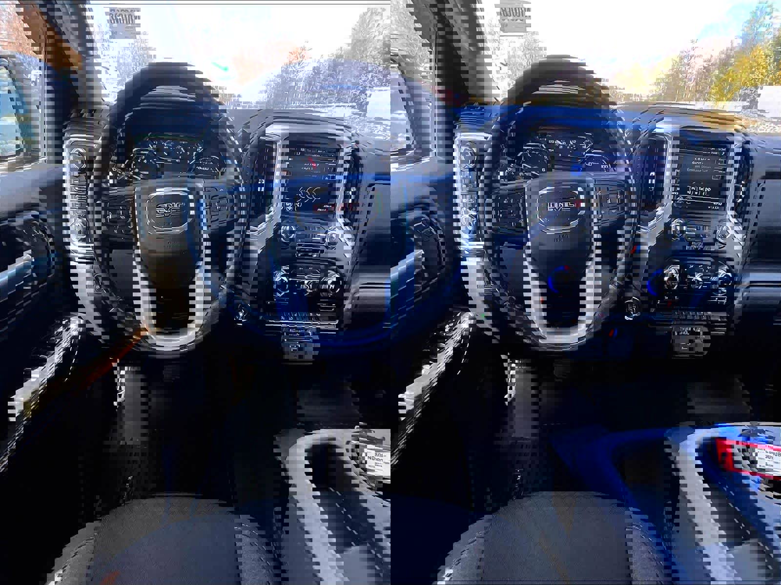 Used 2021 GMC Sierra 1500 Elevation image 17