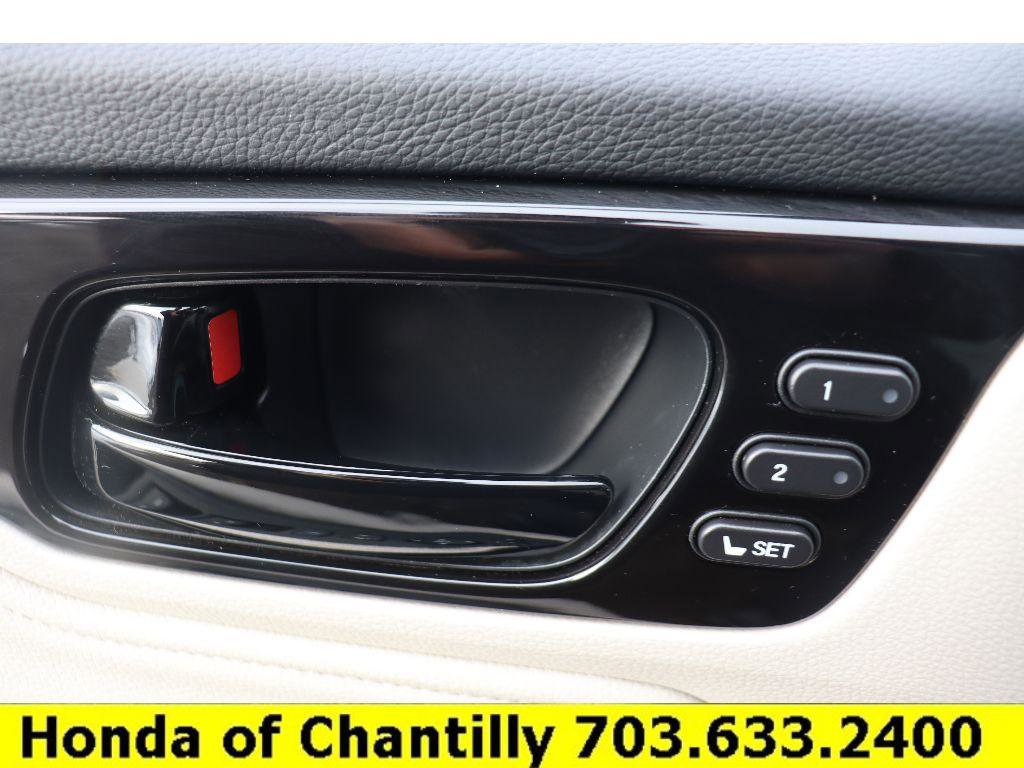 Certified 2025 Honda Odyssey Elite image 22