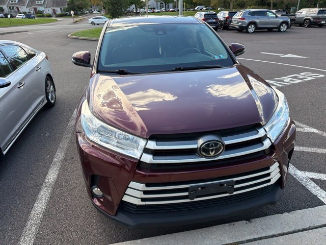 Used 2017 Toyota Highlander Plus AWD/4WD image 22