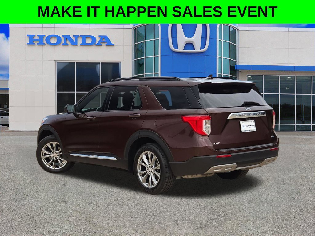 Used 2020 Ford Explorer XLT w/ Equipment Group 202A AWD/4WD image 5