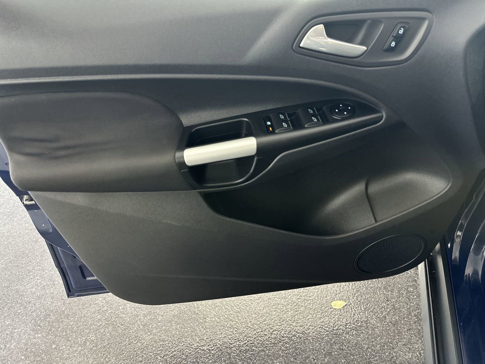 Used 2016 Ford Transit Connect XLT image 35