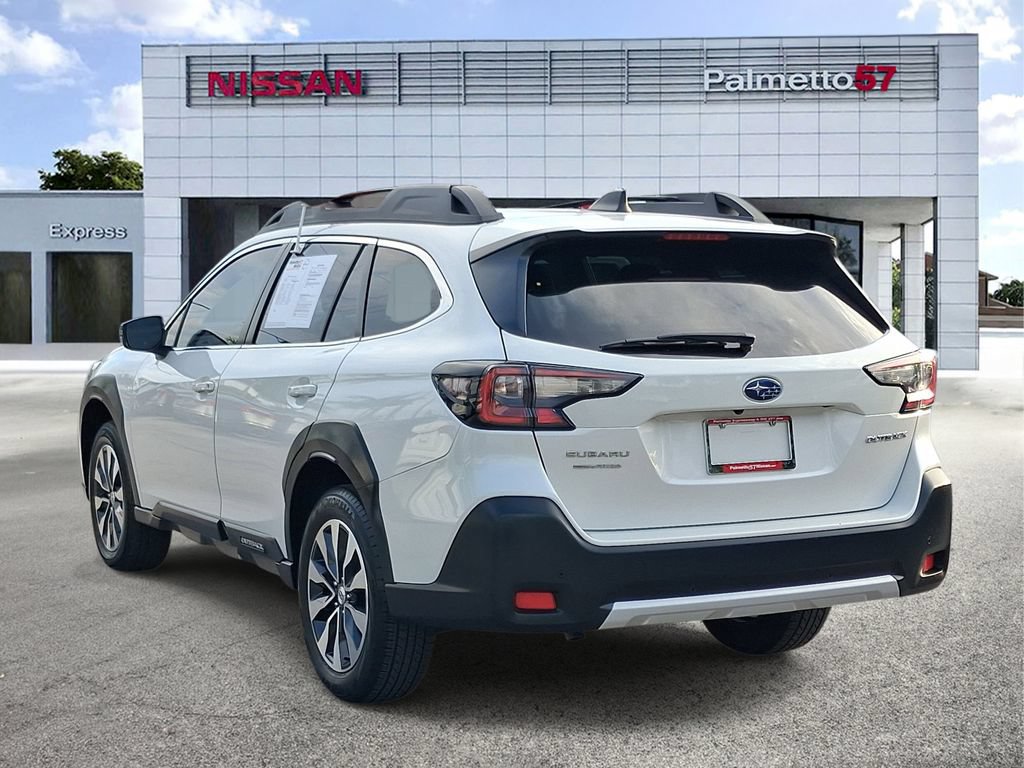 Used 2023 Subaru Outback Limited AWD/4WD image 4