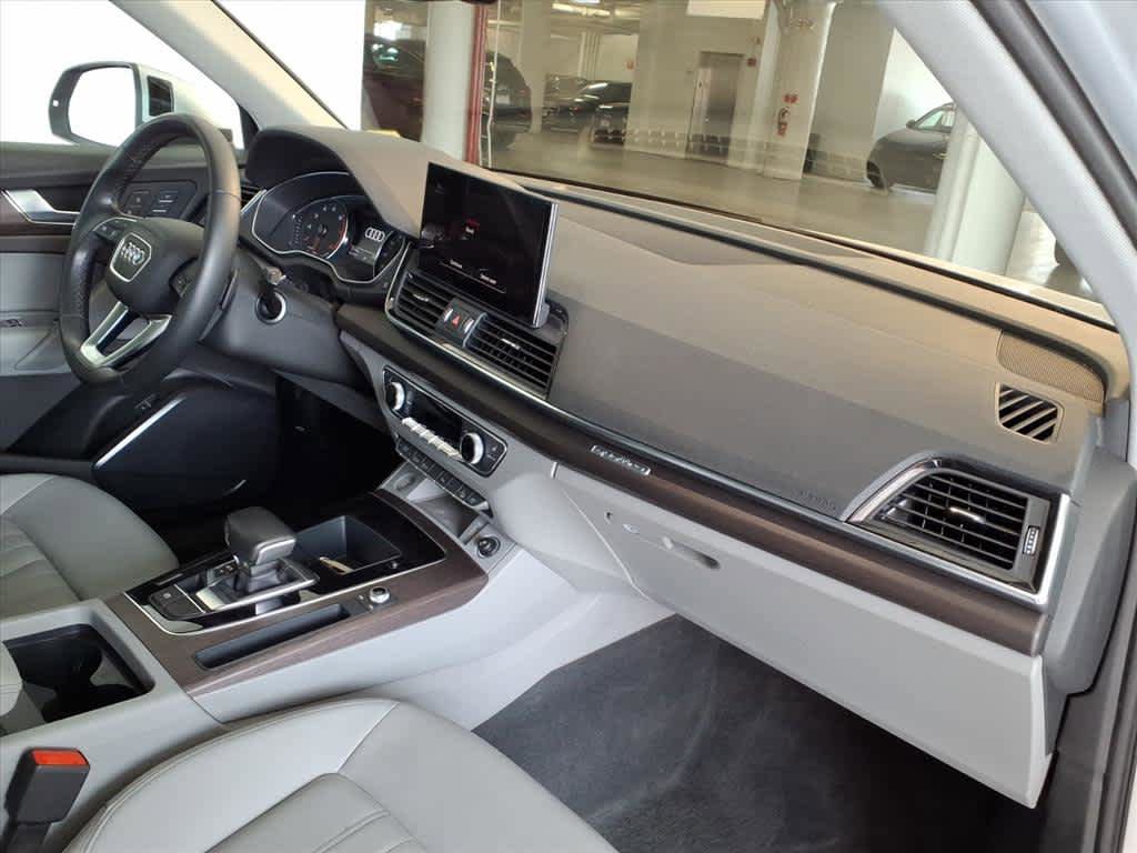 Used 2023 Audi Q5 2.0T Premium w/ Convenience Package AWD/4WD image 22