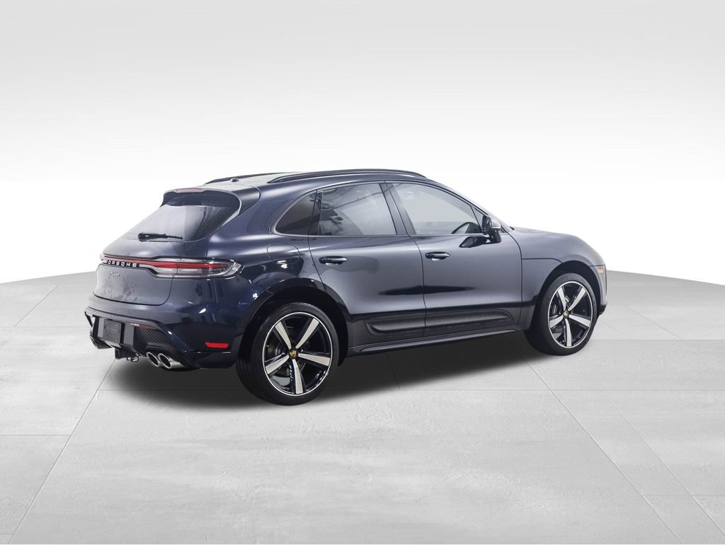 Used 2023 Porsche Macan image 5
