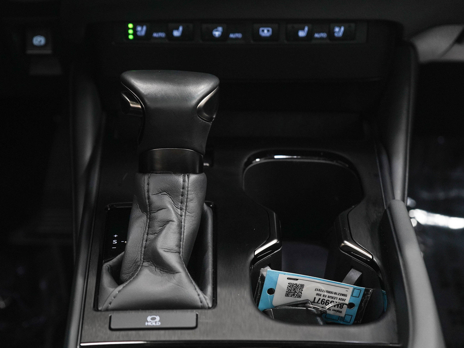 Used 2024 Lexus ES 350 w/ Accessory Package (Z1) FWD image 18
