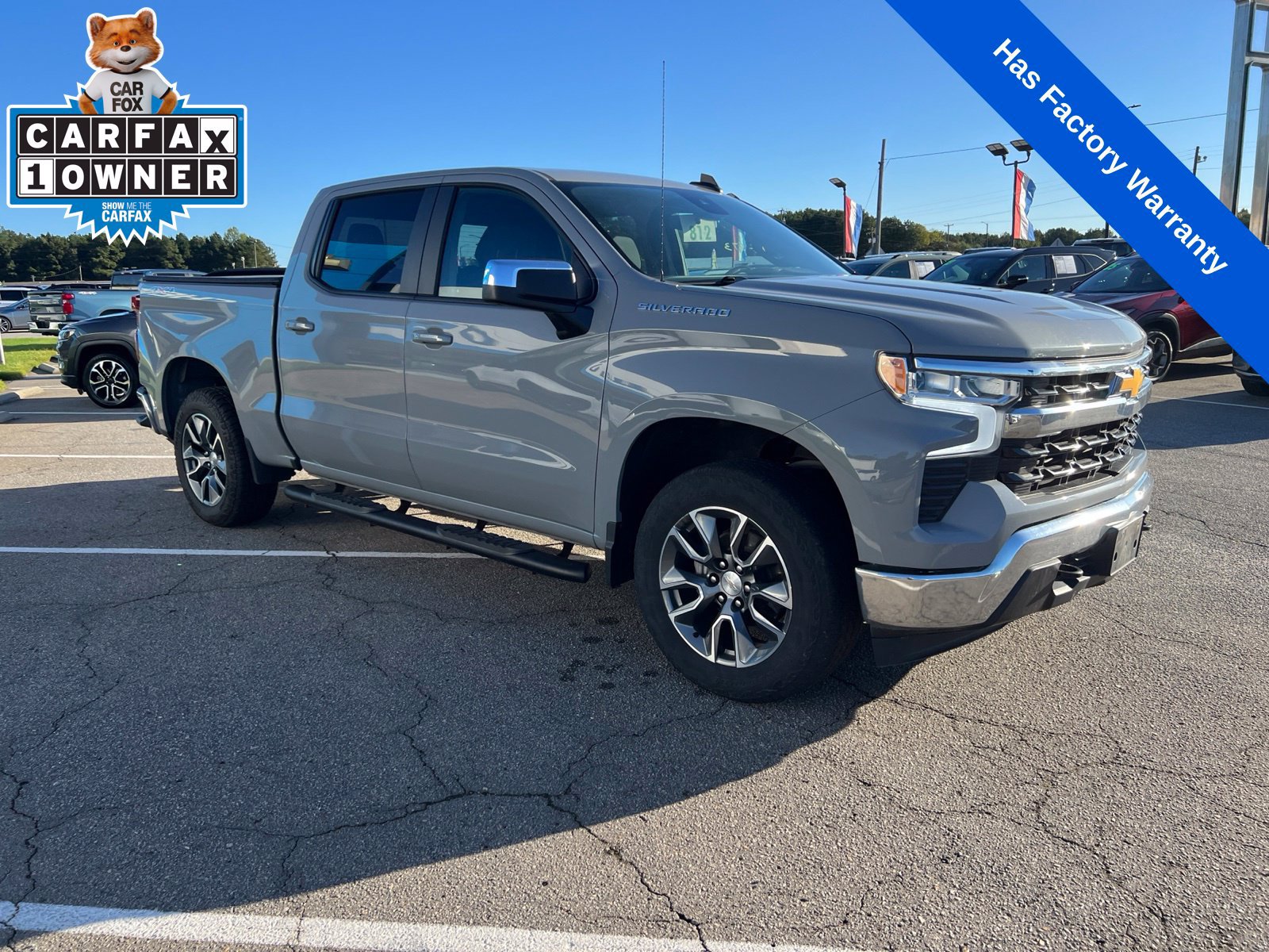 Used 2024 Chevrolet Silverado 1500 LT AWD/4WD image 7