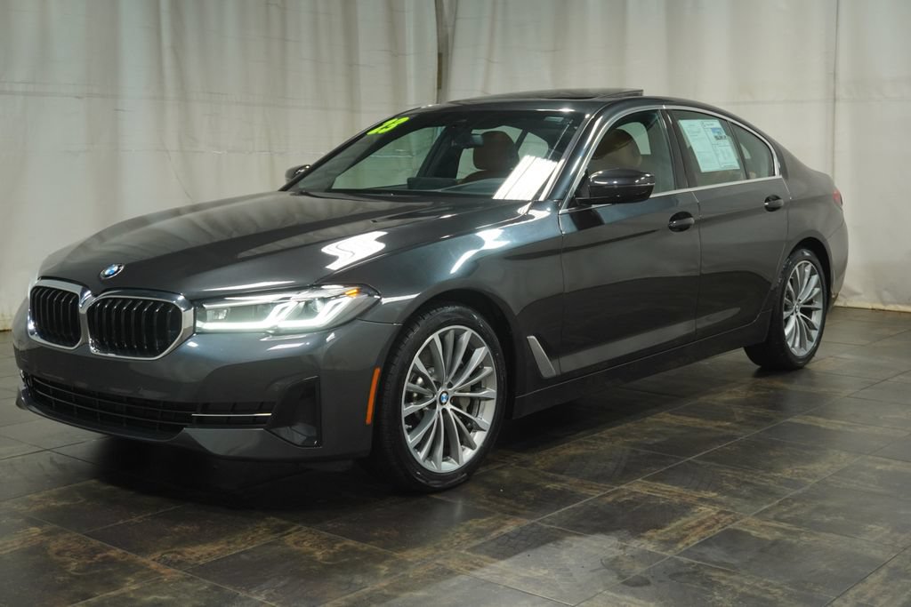 Used 2023 BMW 530i xDrive w/ Premium Package AWD/4WD image 2