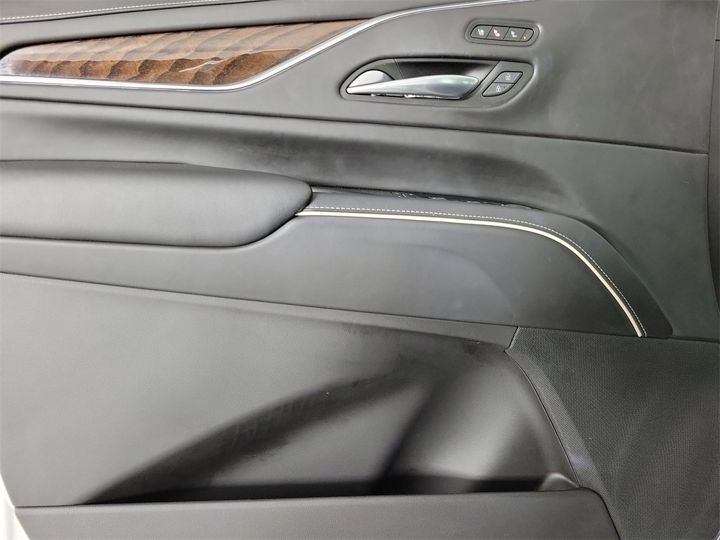 Used 2022 Cadillac Escalade ESV Sport Platinum w/ LPO, ONYX Package image 20