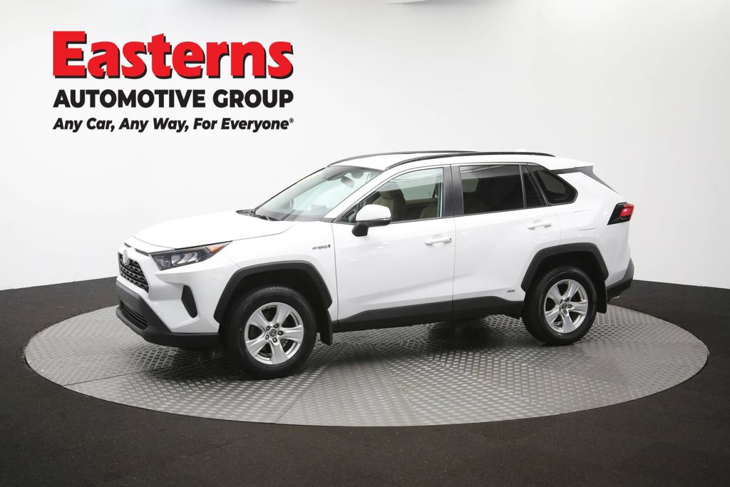 Used 2021 Toyota RAV4 LE w/ Carpet Mat Package (TMS) AWD/4WD image 59