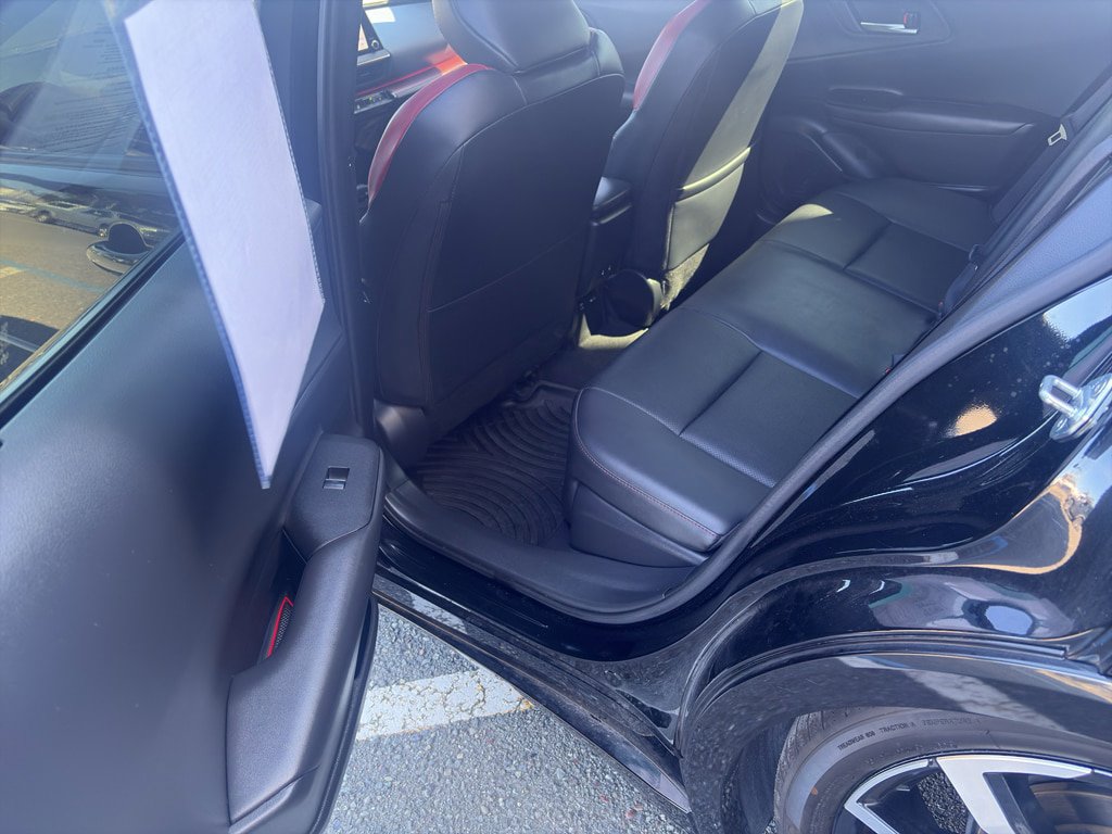 Used 2024 Toyota Prius Prime Premium w/ Advanced Technology Package FWD image 12