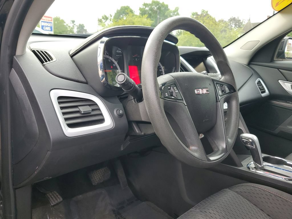 Used 2015 GMC Terrain SLE AWD/4WD image 16