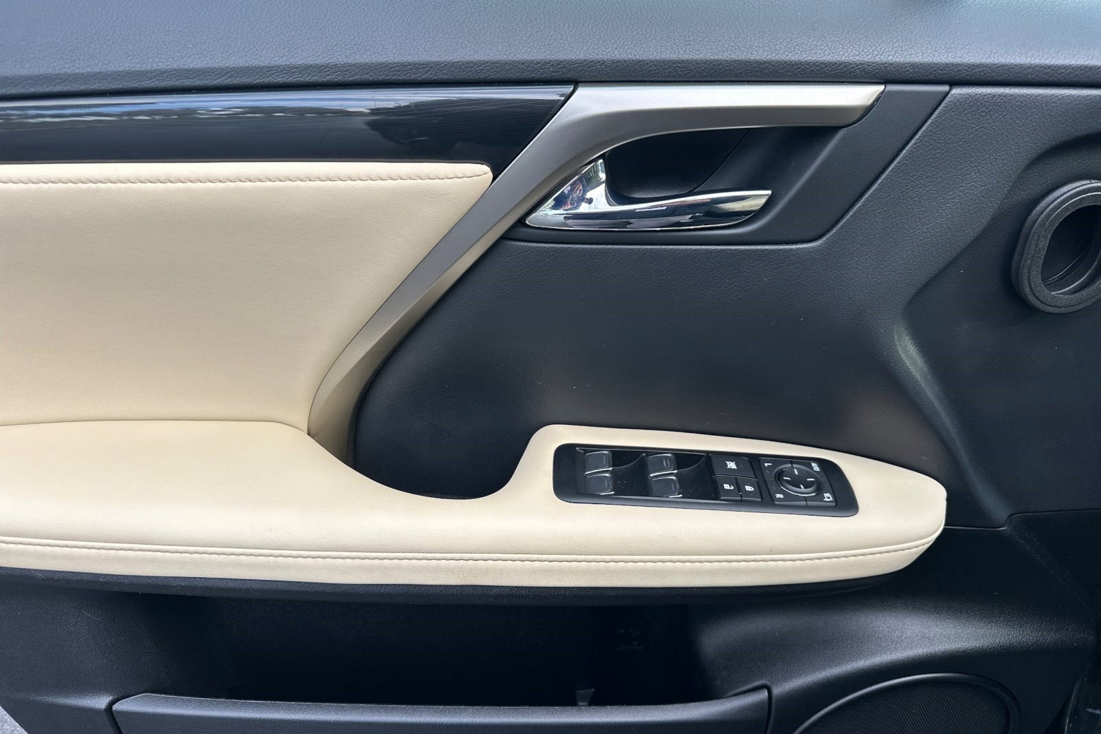 Certified 2022 Lexus RX 350 FWD image 12