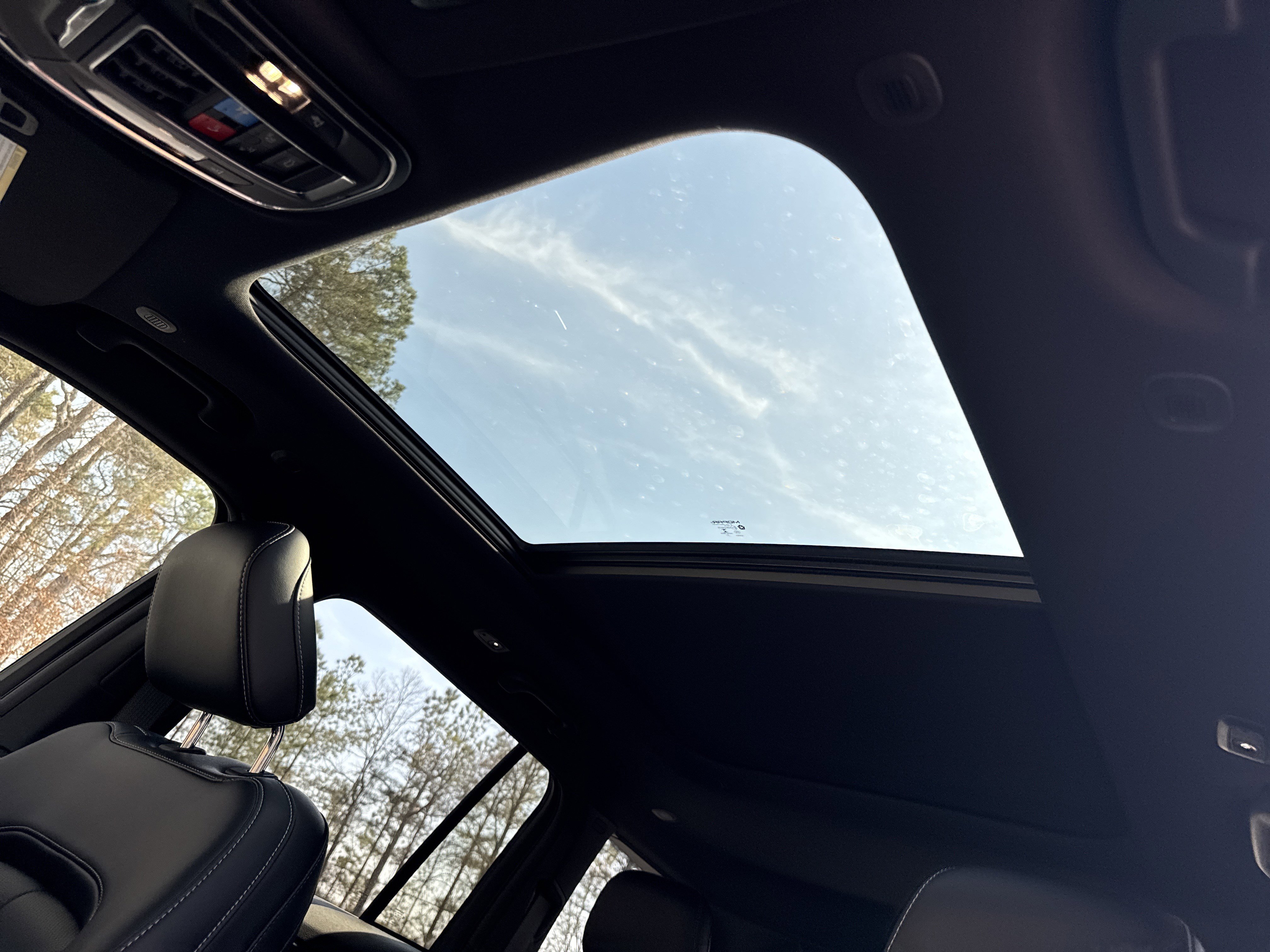 New 2026 Jeep Grand Cherokee Limited w/ Luxury Tech Group II image 40