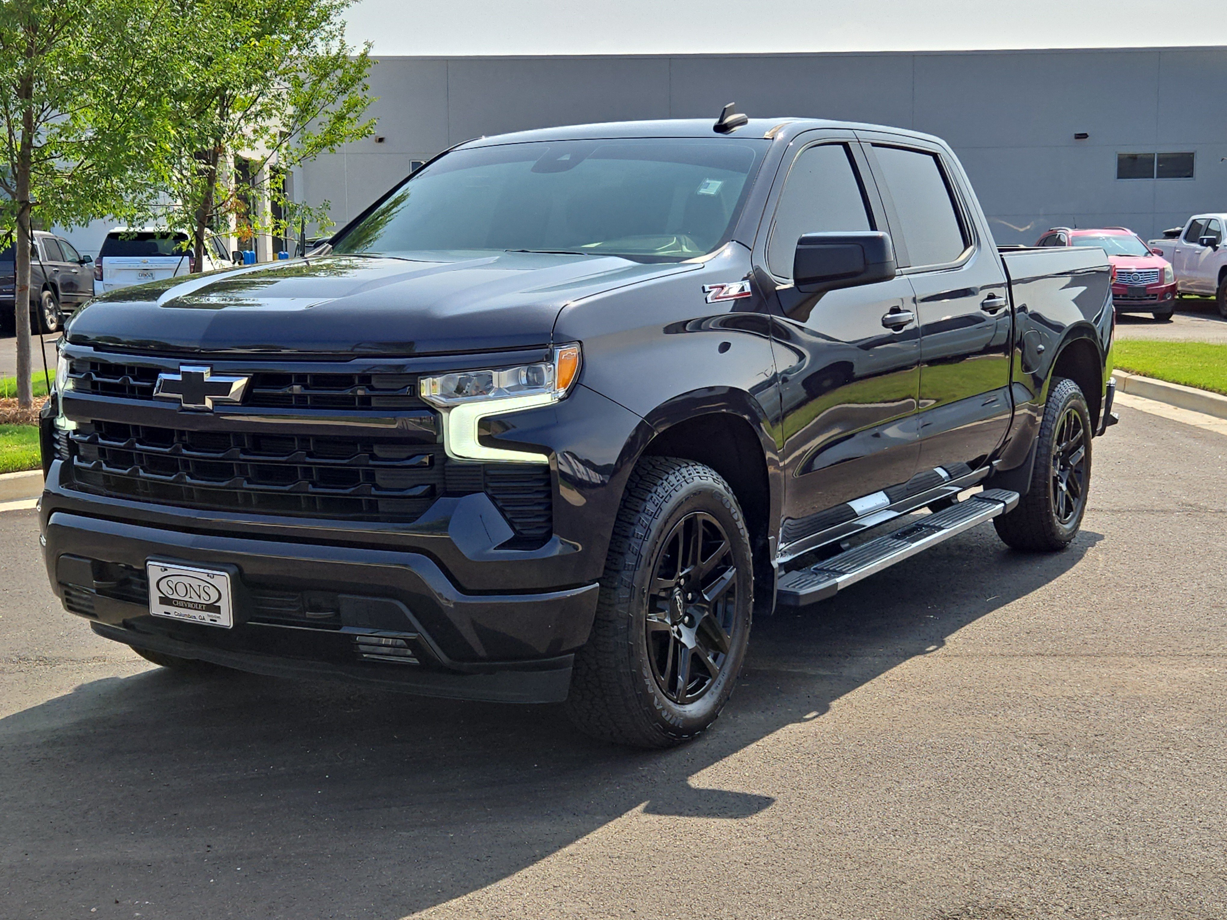 Certified 2022 Chevrolet Silverado 1500 RST AWD/4WD image 2