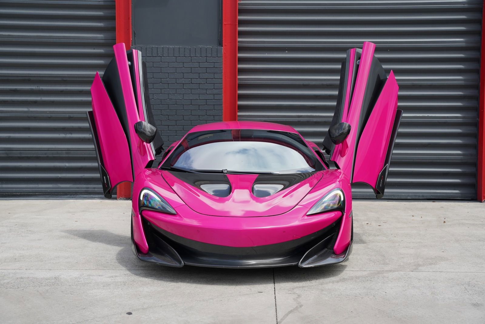 Used 2019 McLaren 600LT image 2