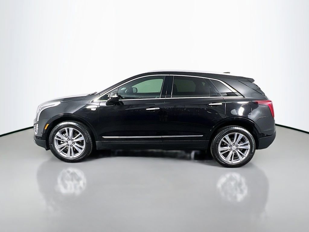 Used 2024 Cadillac XT5 Premium Luxury w/ Technology Package image 8
