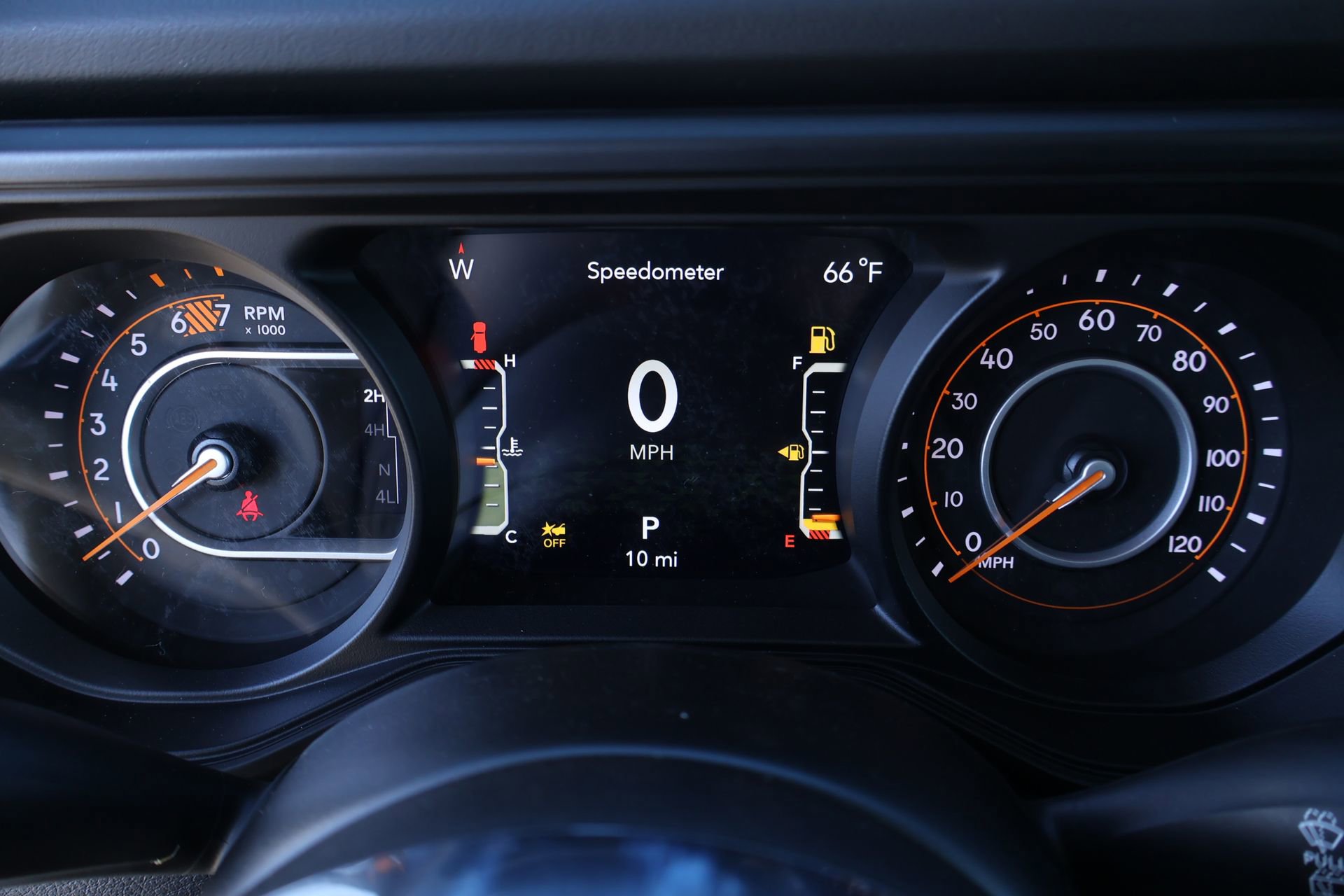 New 2026 Jeep Wrangler Unlimited Sahara AWD/4WD image 4