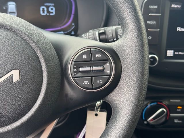 Certified 2025 Kia Soul LX image 26