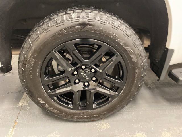 Certified 2024 Chevrolet Silverado 1500 RST AWD/4WD image 30