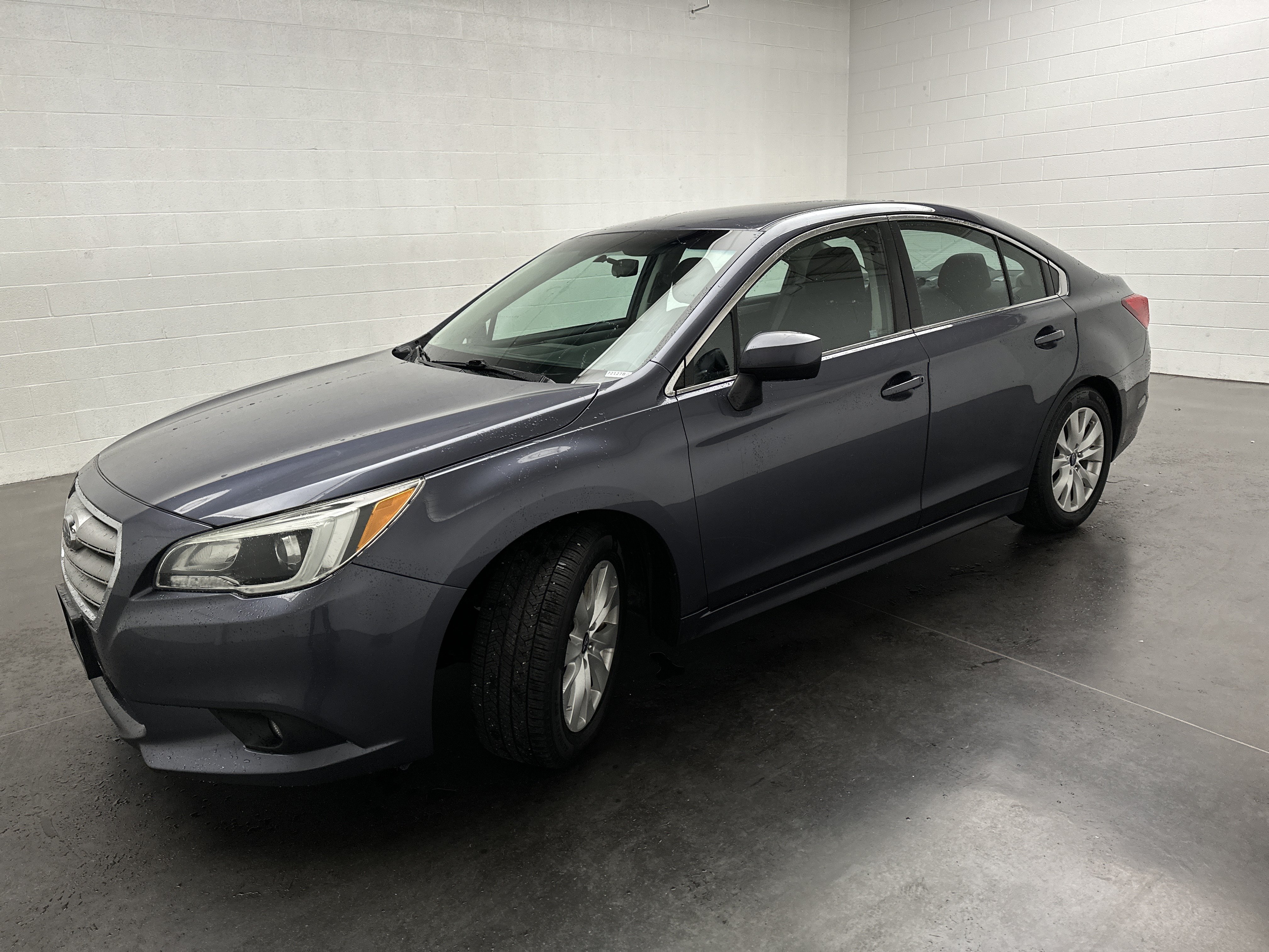 Used 2016 Subaru Legacy 2.5i Premium AWD/4WD image 4