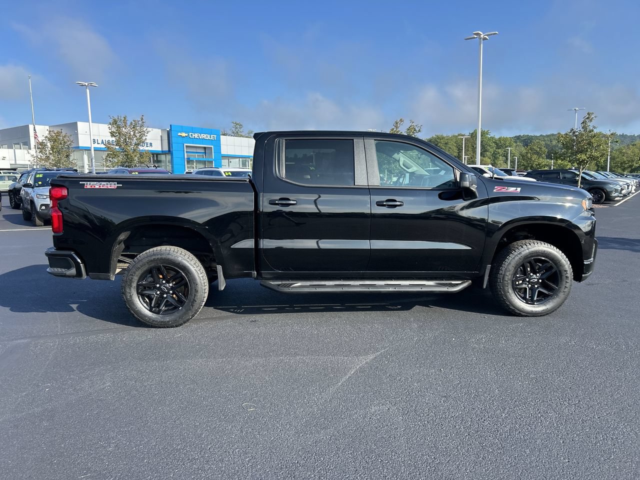 Used 2019 Chevrolet Silverado 1500 LT Trail Boss AWD/4WD image 8