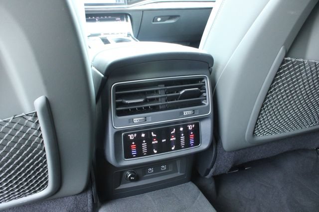 Used 2021 Audi Q8 Prestige AWD/4WD image 33
