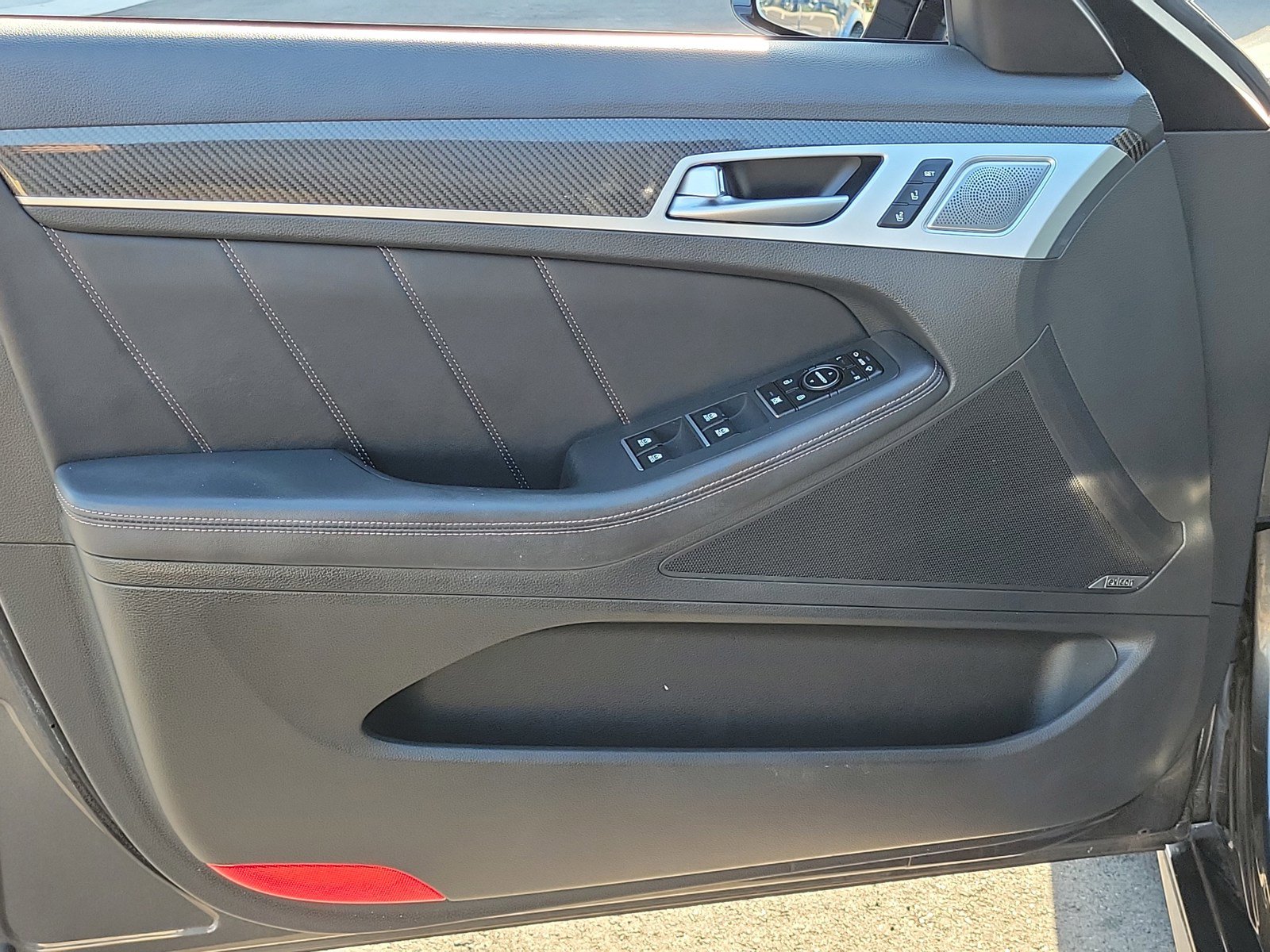 Used 2019 Genesis G80 3.3T Sport image 13