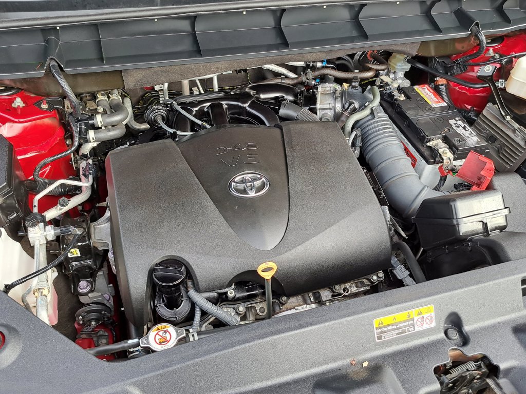 Used 2021 Toyota Highlander Limited FWD image 16