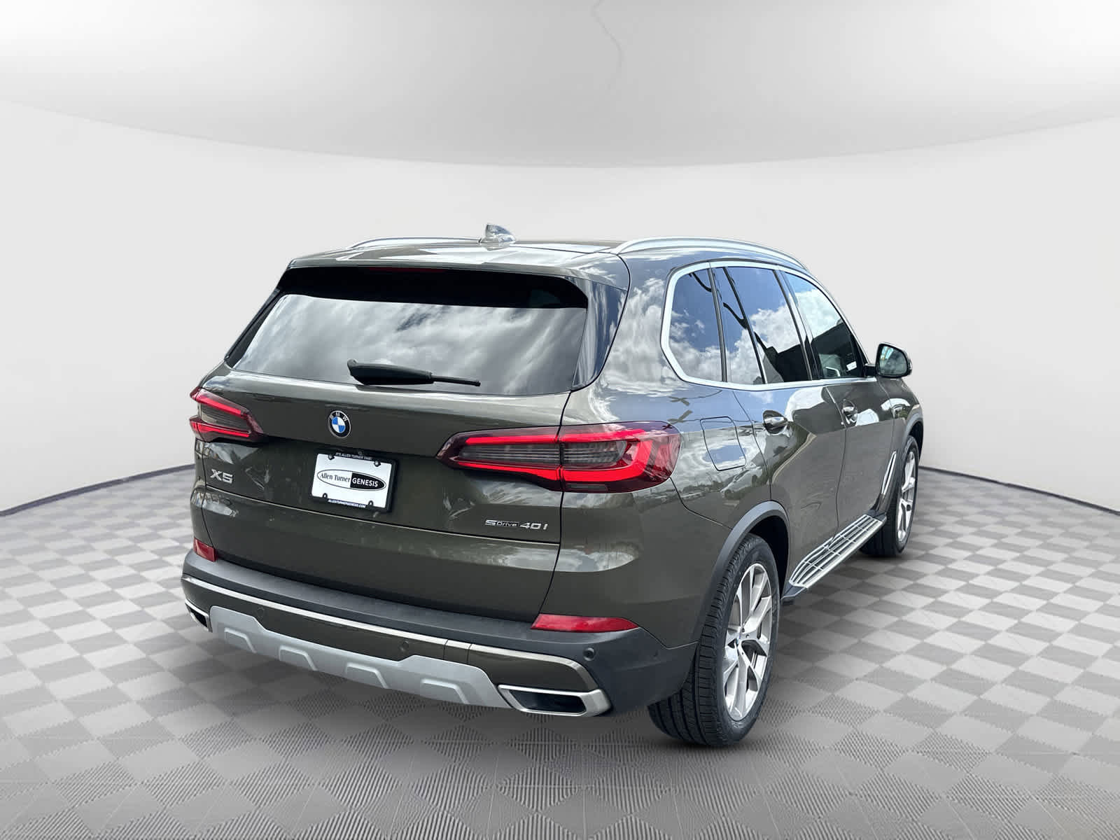 Used 2022 BMW X5 sDrive40i w/ Executive Package RWD image 6