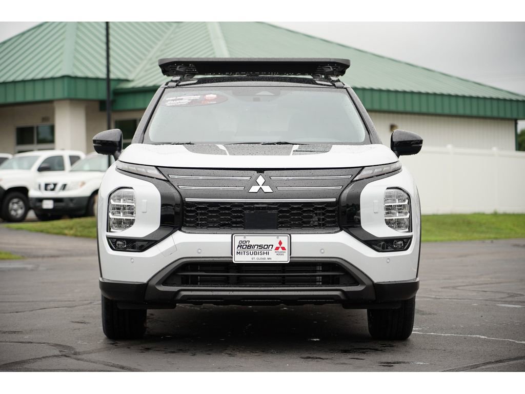 New 2025 Mitsubishi Outlander Trail Edition image 8