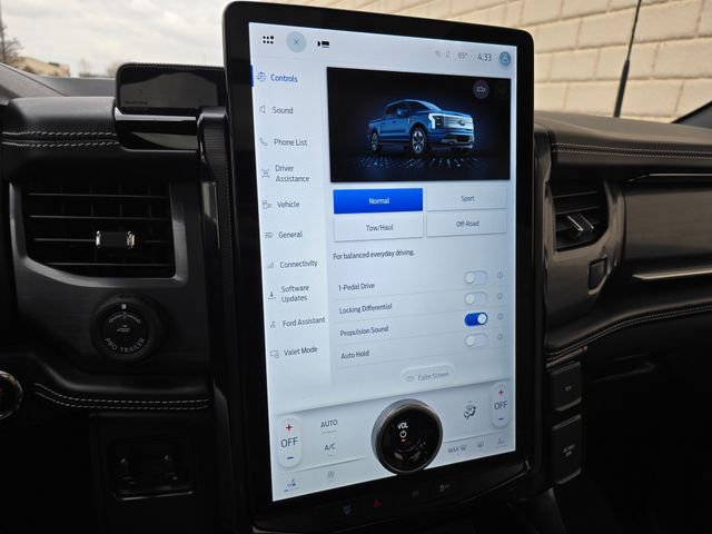 Used 2023 Ford F150 Lightning Platinum image 55