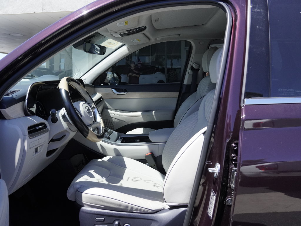 Used 2023 Hyundai Palisade Limited FWD image 23