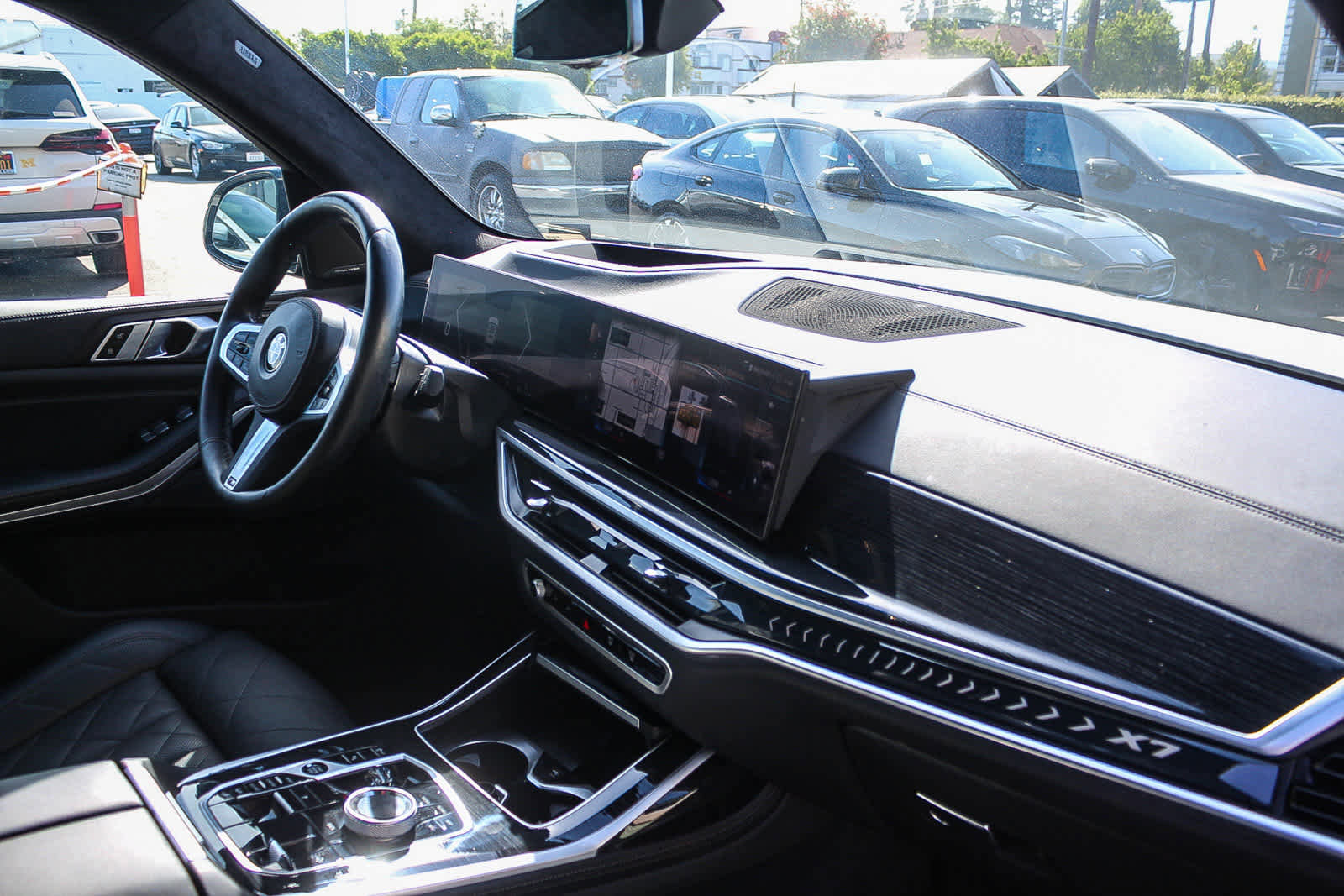 Certified 2023 BMW X7 xDrive40i w/ M Sport Package image 16