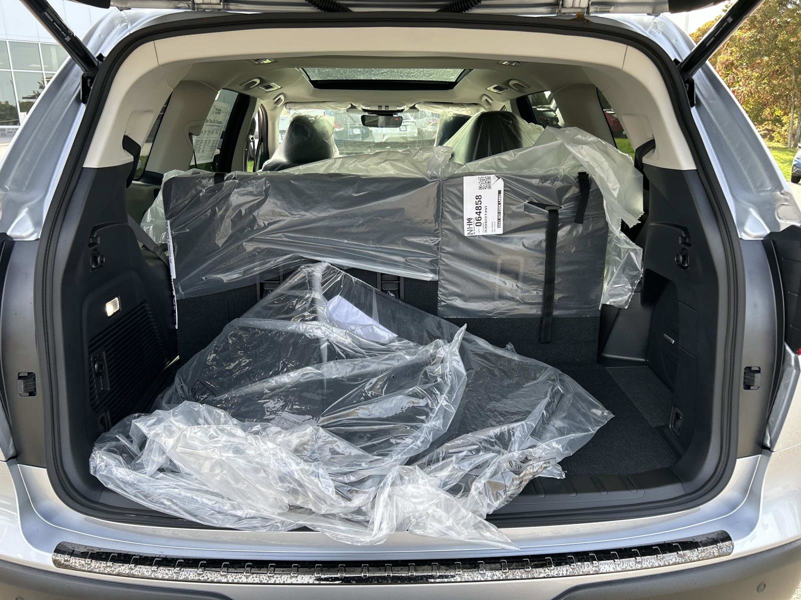 New 2025 Subaru Ascent Limited image 8