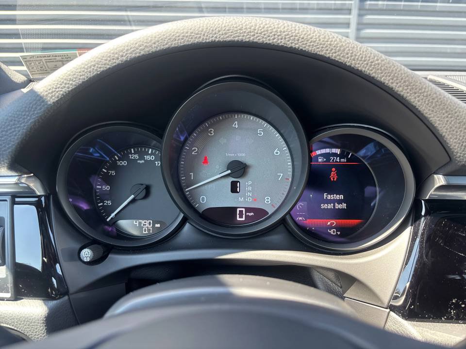 Certified 2025 Porsche Macan S AWD/4WD image 14