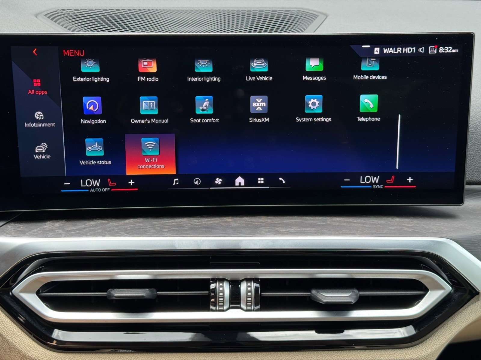 Used 2024 BMW i4 eDrive35 w/ Premium Package RWD image 28