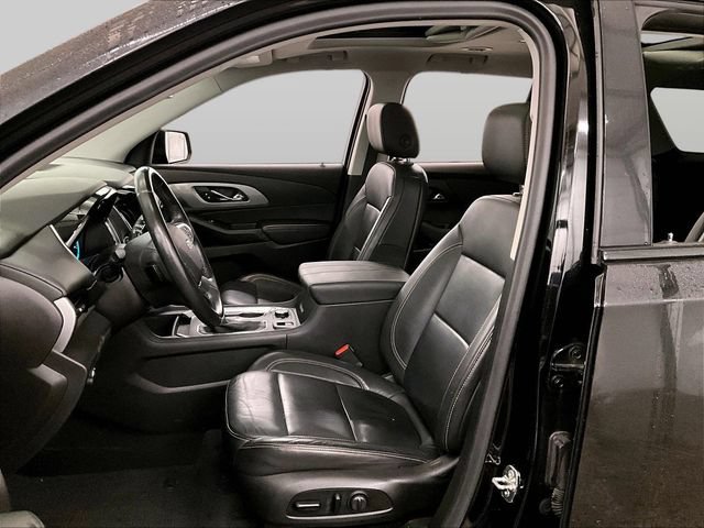 Used 2021 Chevrolet Traverse RS AWD/4WD image 24