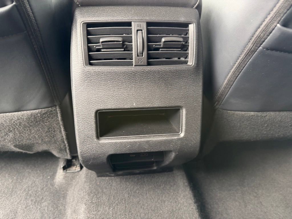 Used 2024 Mitsubishi Outlander SE FWD image 27
