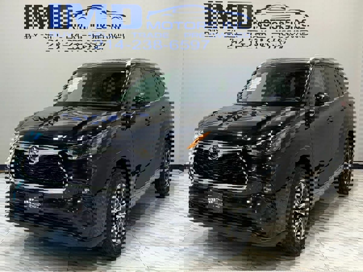 Used 2023 Toyota Highlander XLE image 1