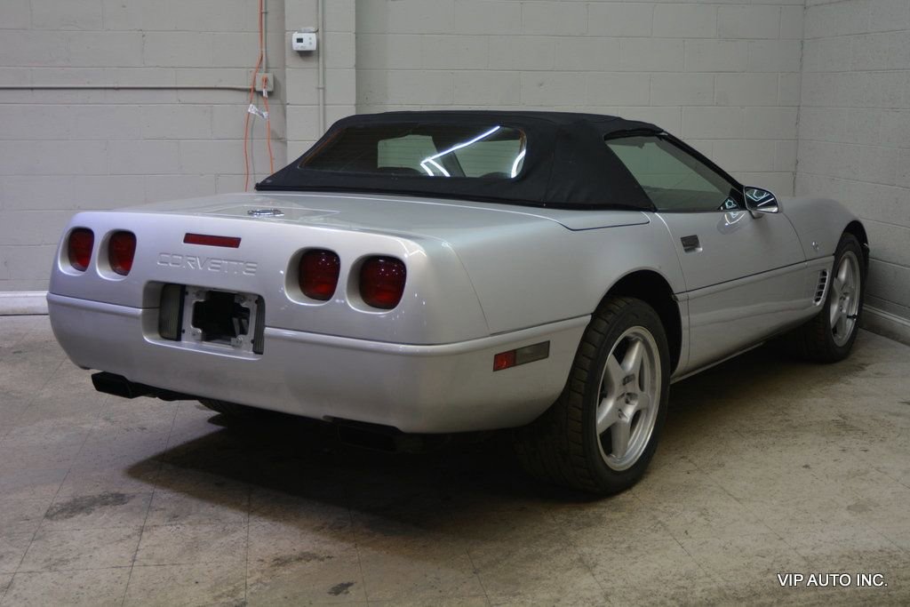 Used 1996 Chevrolet Corvette Convertible image 29