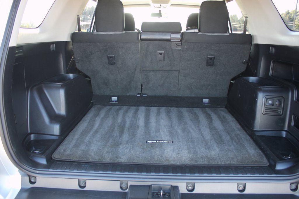 Used 2018 Toyota 4Runner SR5 image 23