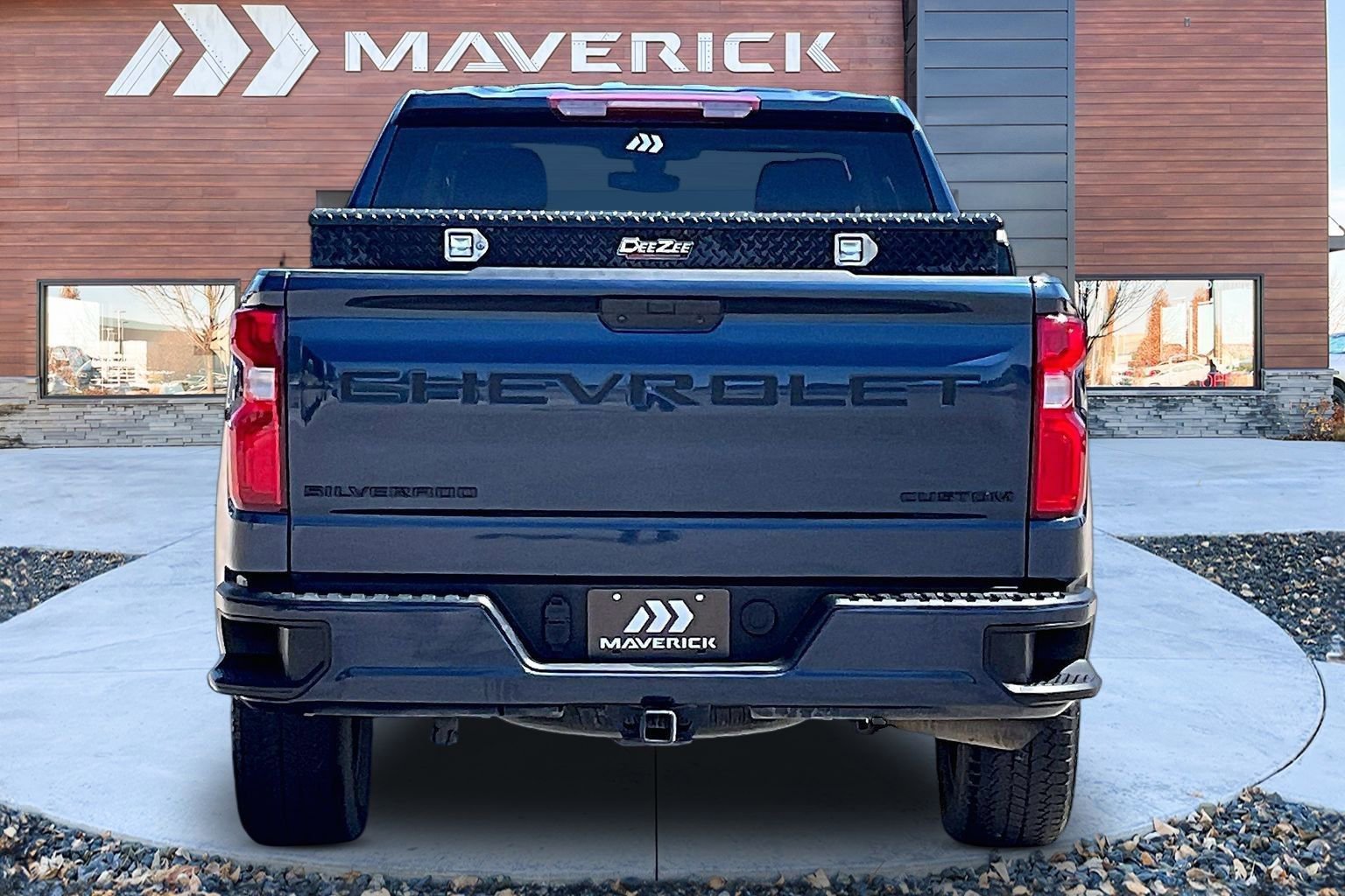 Used 2022 Chevrolet Silverado 1500 Custom w/ LPO, Blackout Package AWD/4WD image 6
