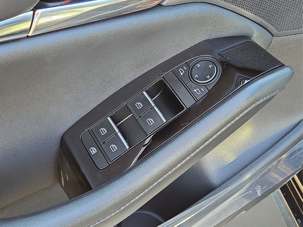 New 2025 MAZDA MAZDA3 s image 20