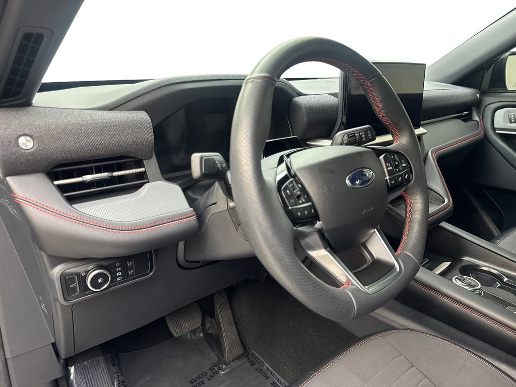 Used 2025 Ford Explorer ST-Line w/ Premium Package RWD image 51