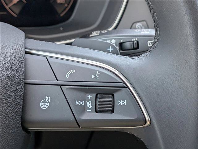 Certified 2025 Audi Q5 e Premium image 12