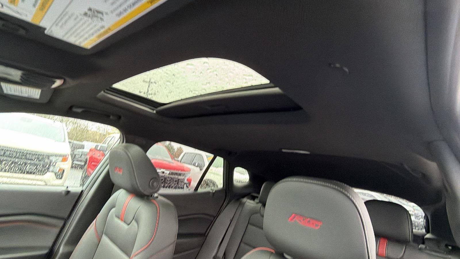 New 2026 Chevrolet Trax RS w/ Sunroof Package FWD image 15