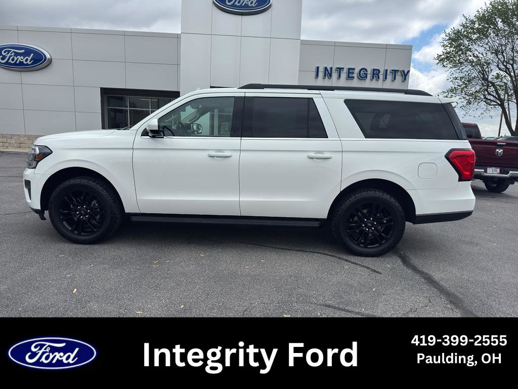 Used 2024 Ford Expedition Max XLT AWD/4WD image 1