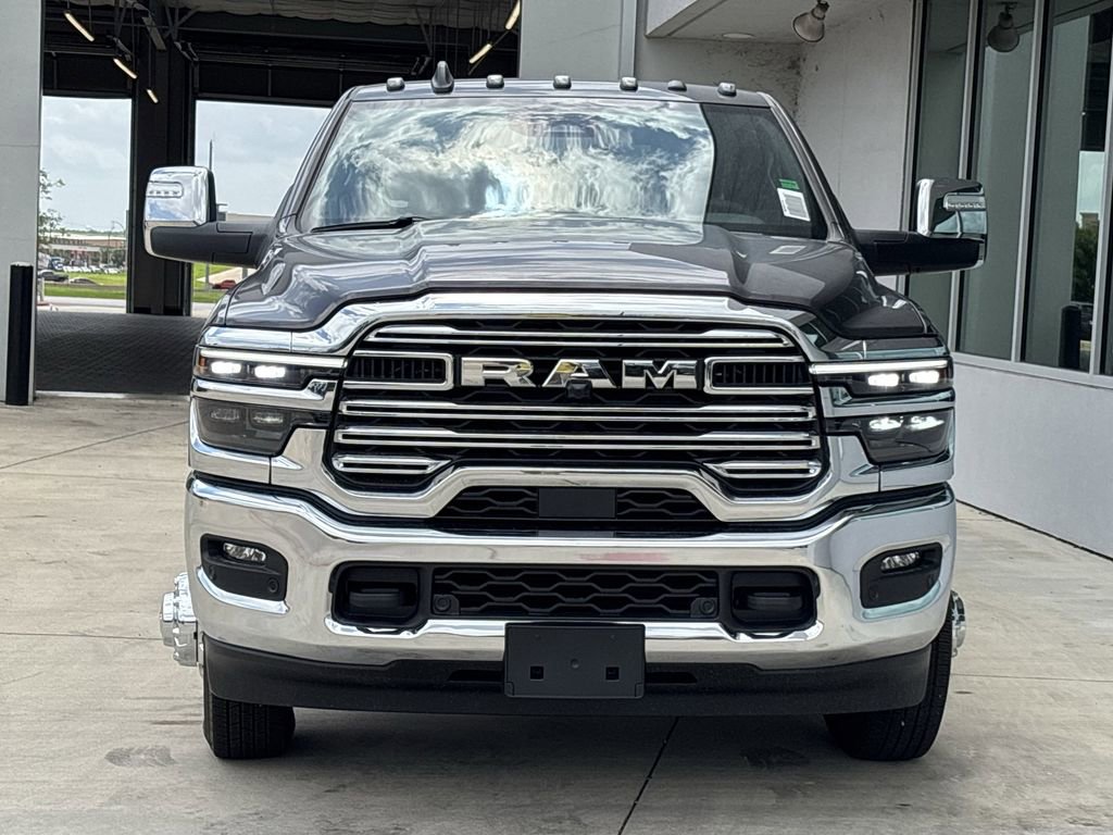New 2026 RAM 3500 Laramie AWD/4WD image 7