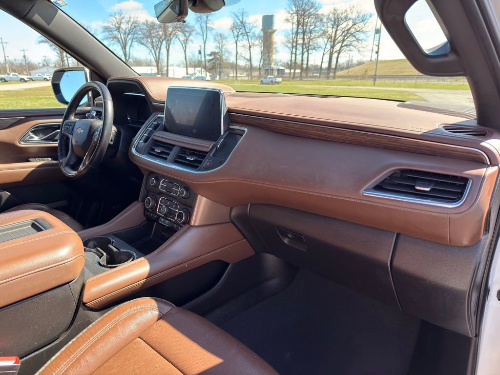 Used 2022 Chevrolet Suburban High Country w/ LPO, Illumination Package image 35